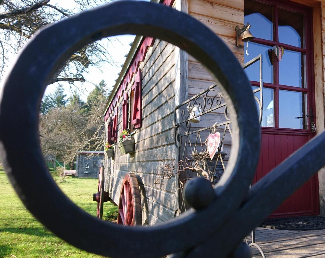 Roulotte Le Temps De Rever Bed and Breakfast Saint-Michel-sur-Meurthe Esterno foto