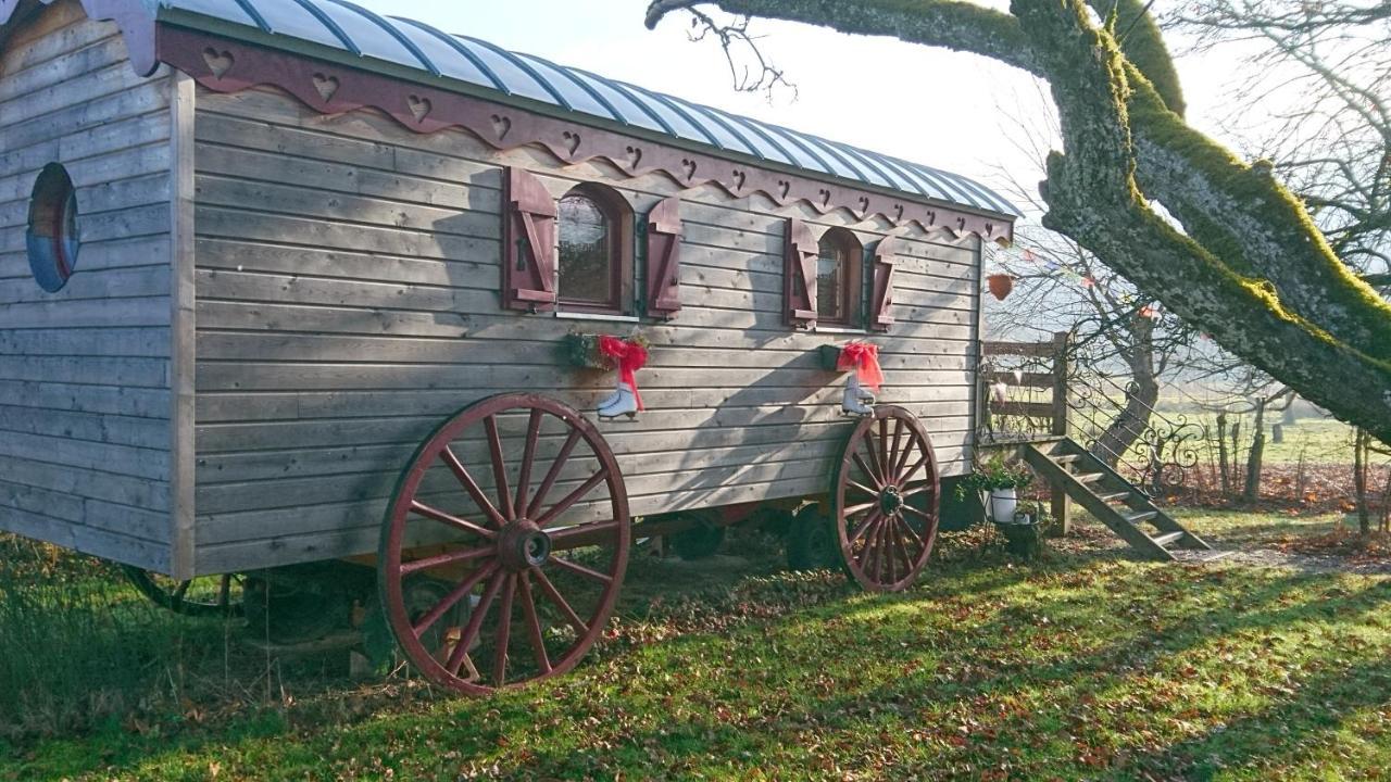 Roulotte Le Temps De Rever Bed and Breakfast Saint-Michel-sur-Meurthe Esterno foto