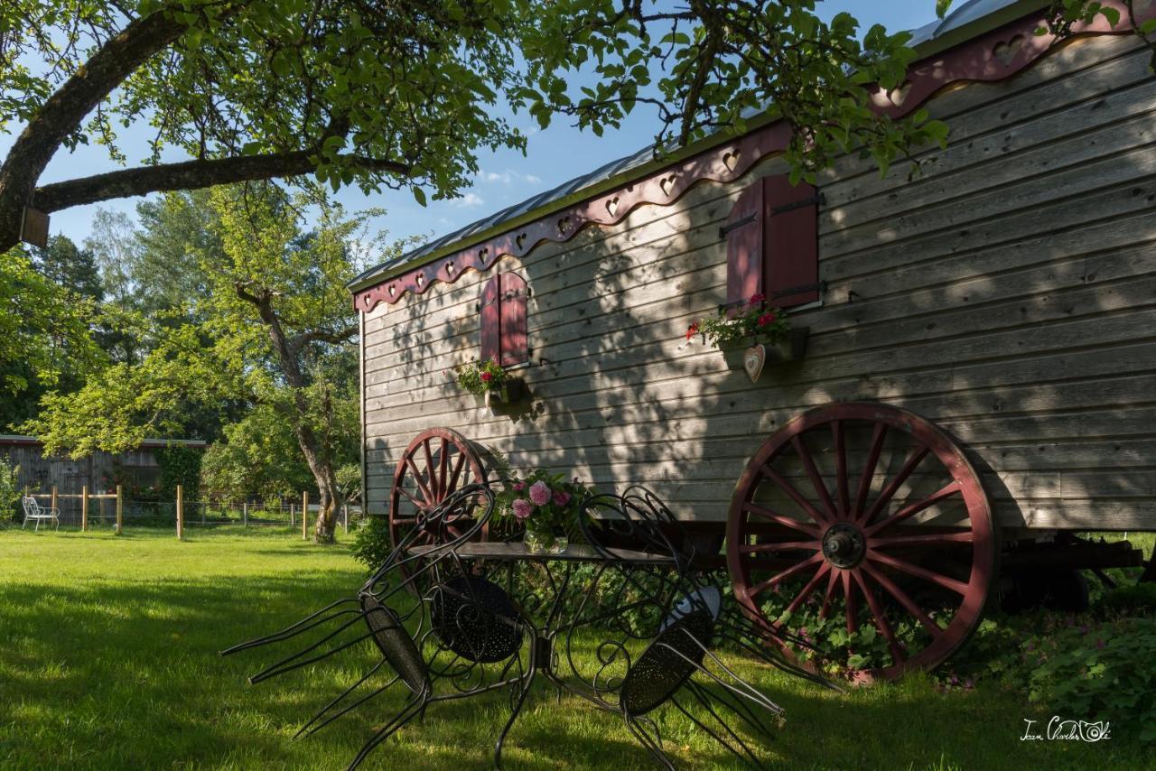 Roulotte Le Temps De Rever Bed and Breakfast Saint-Michel-sur-Meurthe Esterno foto